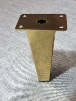 103.Мебельная ножка H-150, W-80*50мм